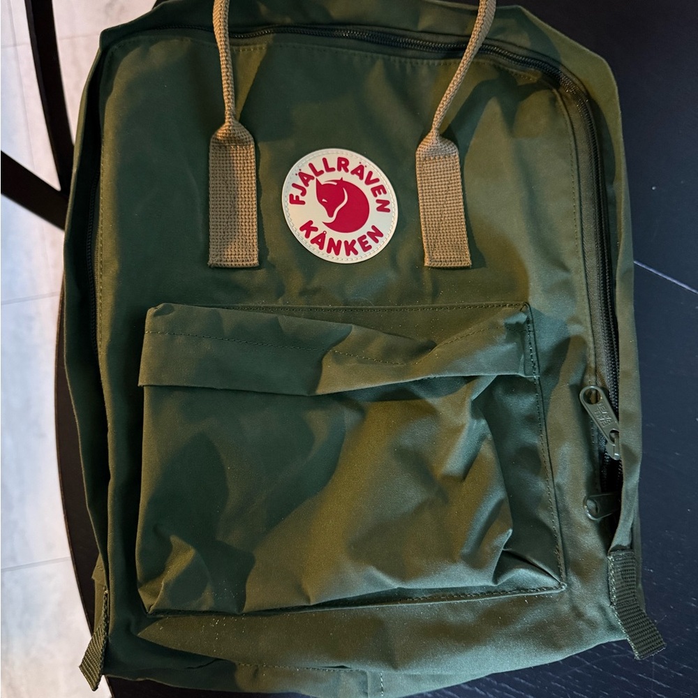 Fjallraven Kånken Forest Green Backpack